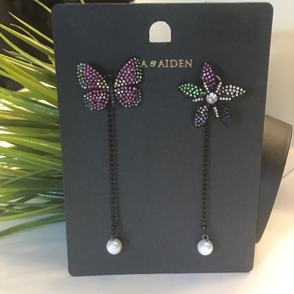 Ave & Aiden Multi Color Crystal Earrings - Picture 2 of 7